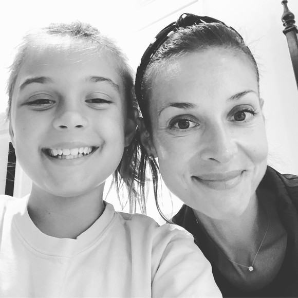 Meet your Posher, Courtney - Picture 1 of 1